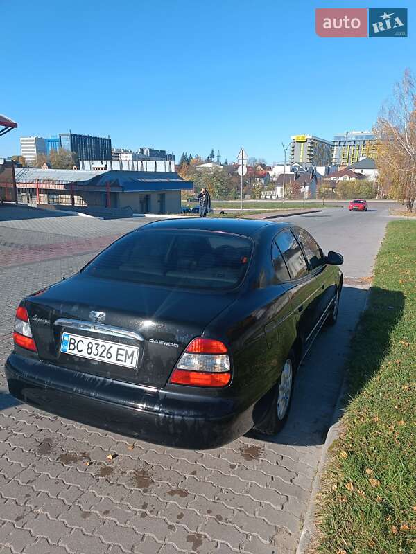 Седан Daewoo Leganza 2001 в Львове