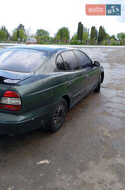 Седан Daewoo Leganza 1999 в Деражне