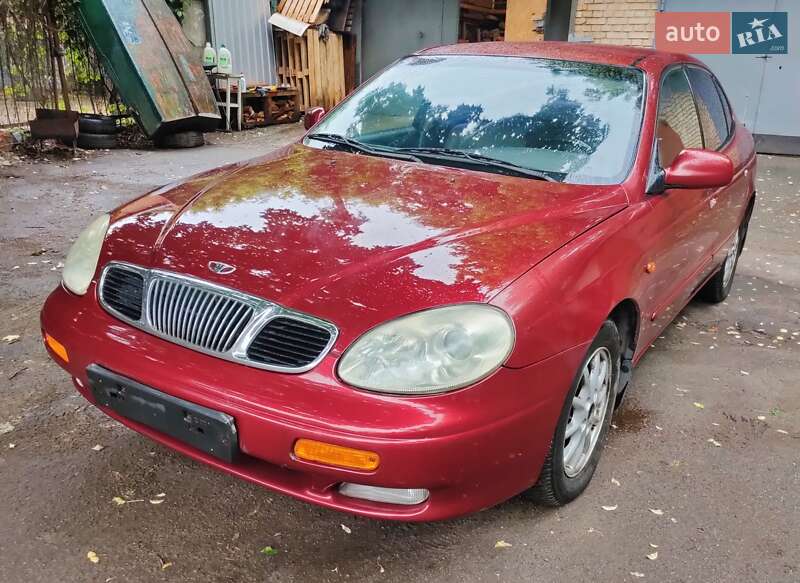 Седан Daewoo Leganza 2001 в Киеве