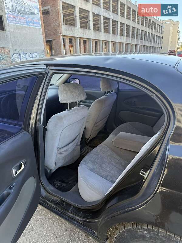 Седан Daewoo Leganza 1999 в Тернополе