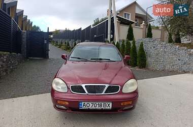 Седан Daewoo Leganza 1999 в Ужгороде