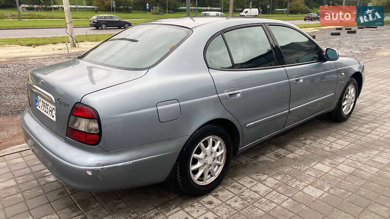 Седан Daewoo Leganza 2001 в Львові
