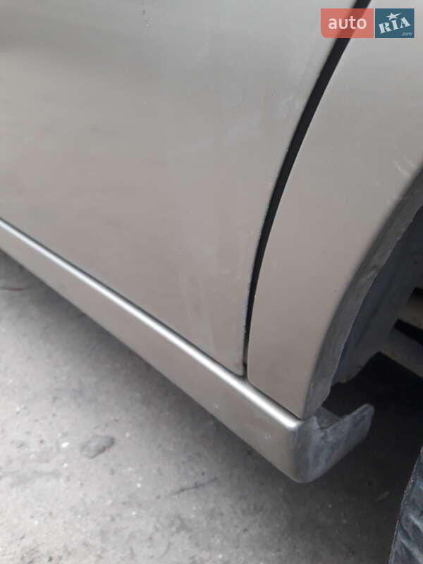 Седан Daewoo Leganza 2001 в Миколаєві