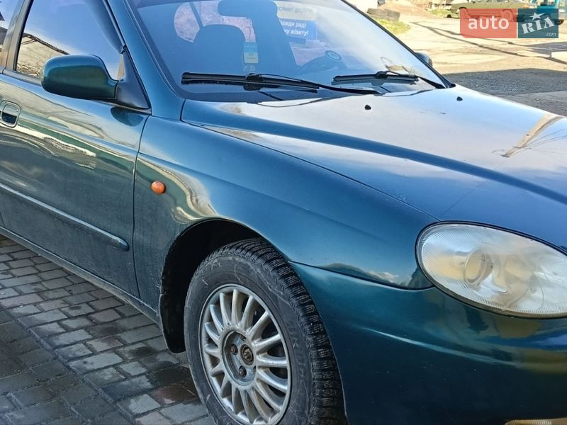 Седан Daewoo Leganza 2000 в Луцке