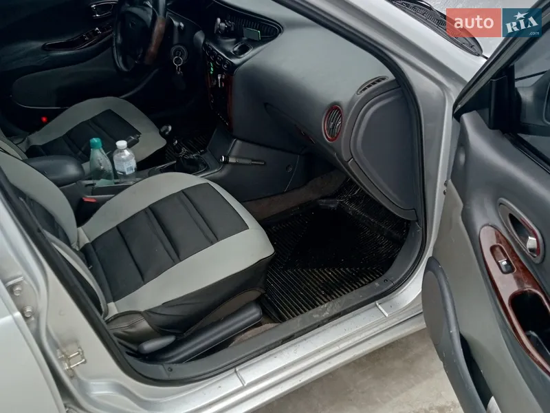 Daewoo Leganza
