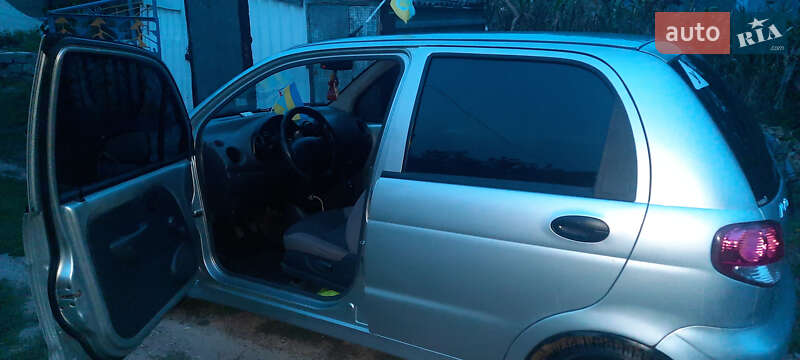 Хэтчбек Daewoo Matiz 2011 в Окнах