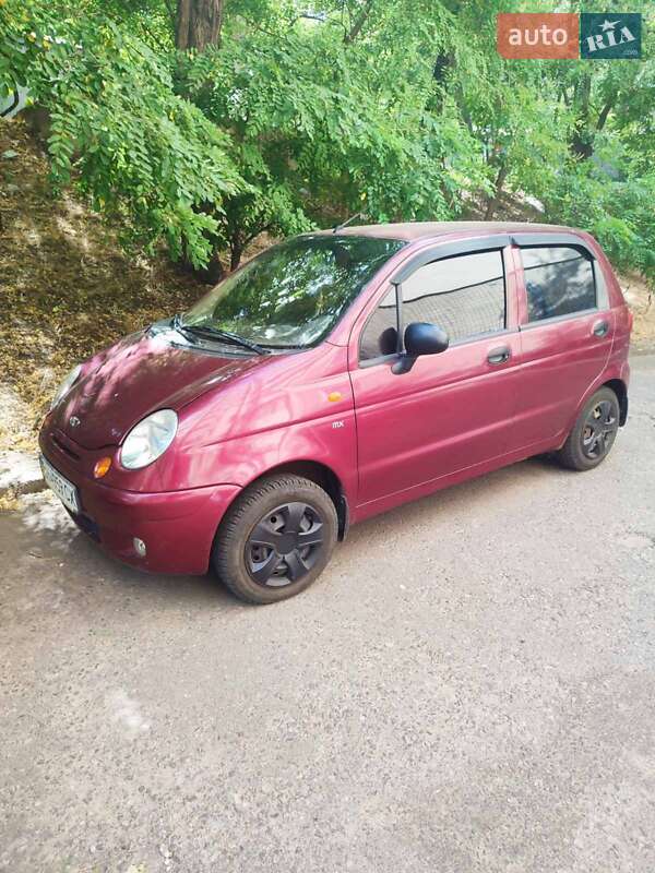 Хэтчбек Daewoo Matiz 2011 в 