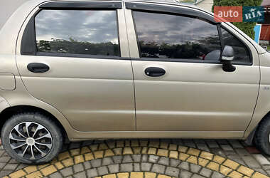 Хэтчбек Daewoo Matiz 2013 в 