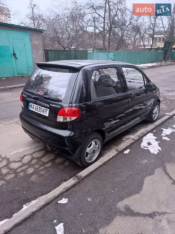 Хэтчбек Daewoo Matiz 2011 в Киеве