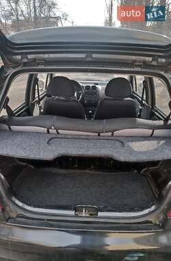 Хэтчбек Daewoo Matiz 2011 в 
