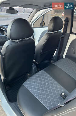 Хетчбек Daewoo Matiz 2013 в 