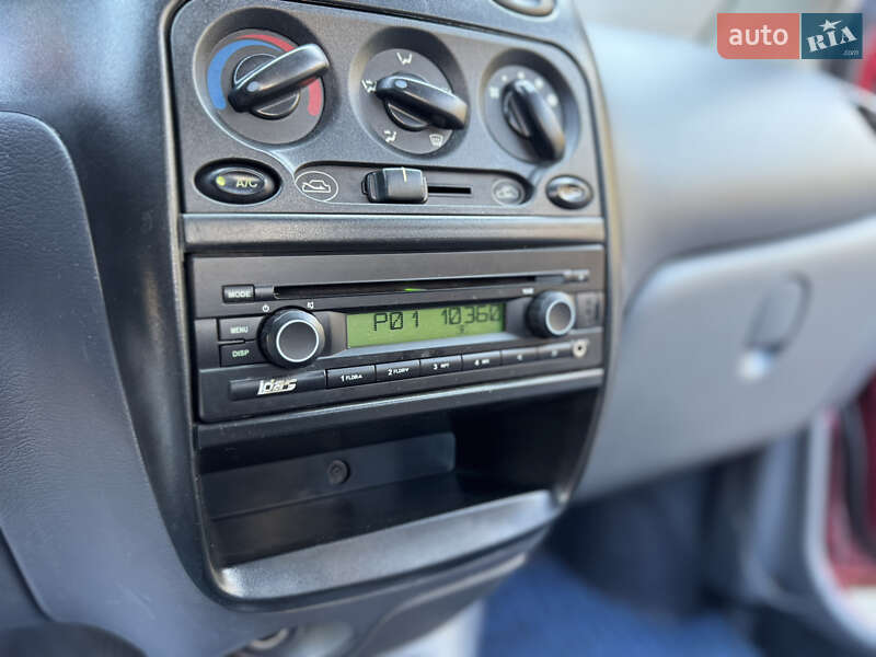 Хэтчбек Daewoo Matiz 2013 в Киеве