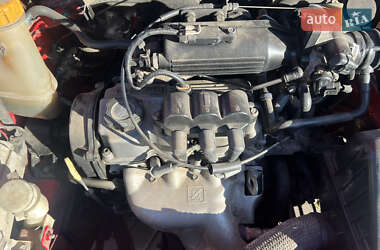 Хэтчбек Daewoo Matiz 2013 в 