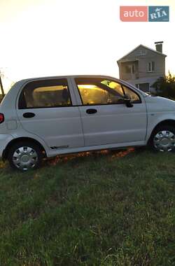 Хэтчбек Daewoo Matiz 2012 в 