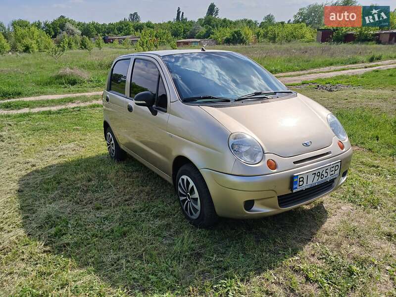 Хетчбек Daewoo Matiz 2012 в 