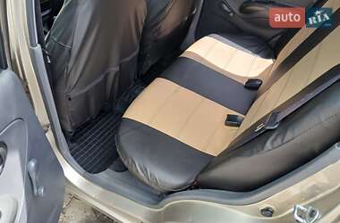 Хетчбек Daewoo Matiz 2012 в 
