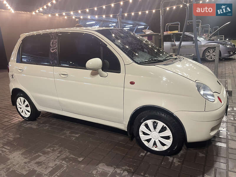 Хэтчбек Daewoo Matiz 2011 в Днепре