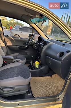 Хэтчбек Daewoo Matiz 2010 в 