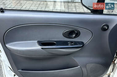 Хетчбек Daewoo Matiz 2012 в 