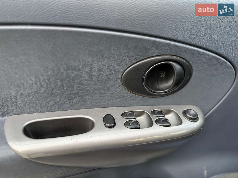 Хетчбек Daewoo Matiz 2006 в Чернівцях