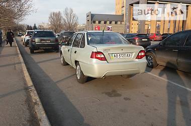 Седан Daewoo Nexia 2009 в 