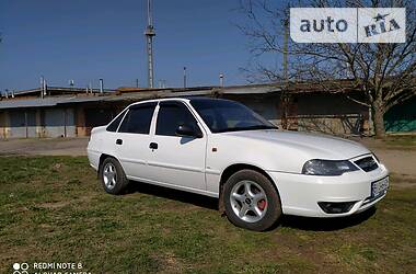 Седан Daewoo Nexia 2012 в 