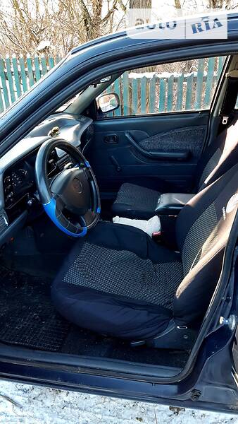 Седан Daewoo Nexia 2008 в Сумах