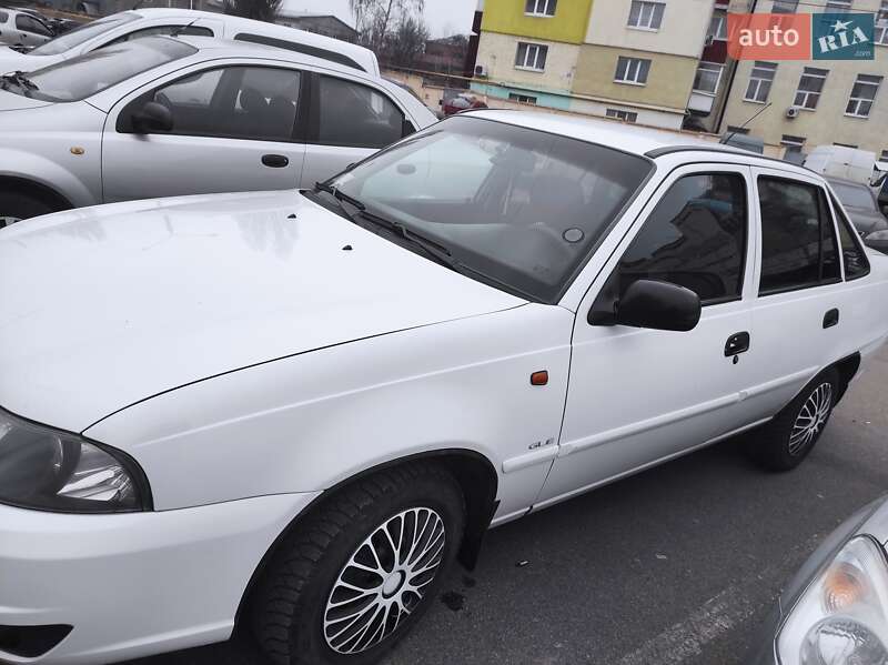 Седан Daewoo Nexia 2011 в Каменском фото 3 Седан Daewoo Nexia 2011 в Каменском