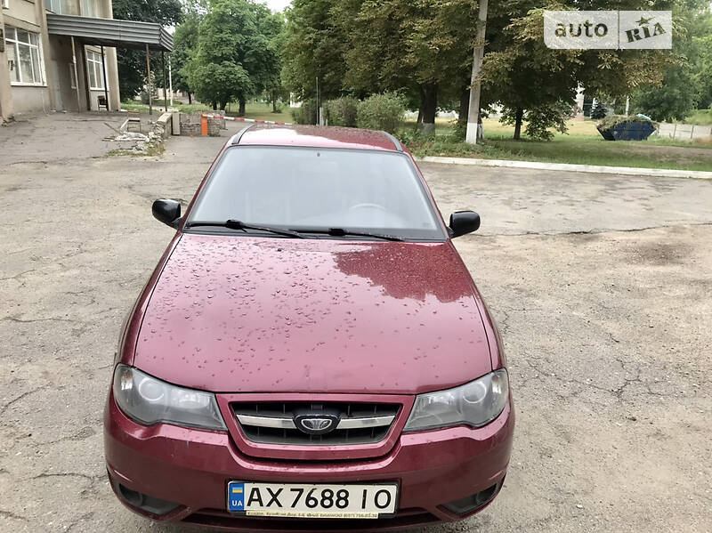 Седан Daewoo Nexia 2010 в Харькове