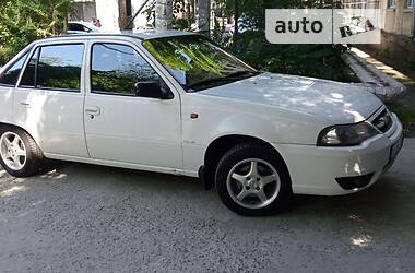 Седан Daewoo Nexia 2008 в Днепре