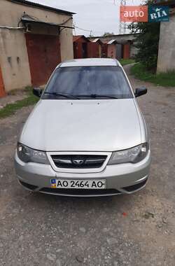 Седан Daewoo Nexia 2008 в Мукачево