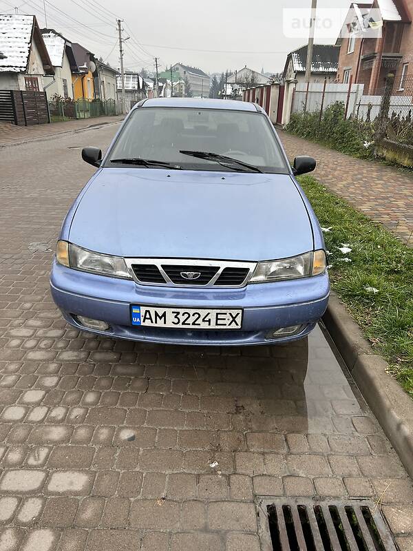 Седан Daewoo Nexia 2008 в Николаеве