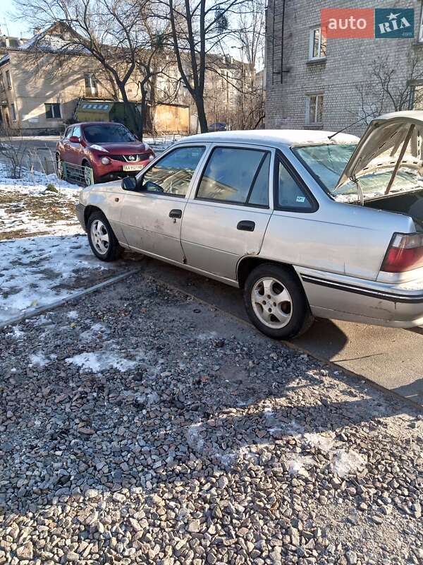 Седан Daewoo Nexia 2007 в Киеве