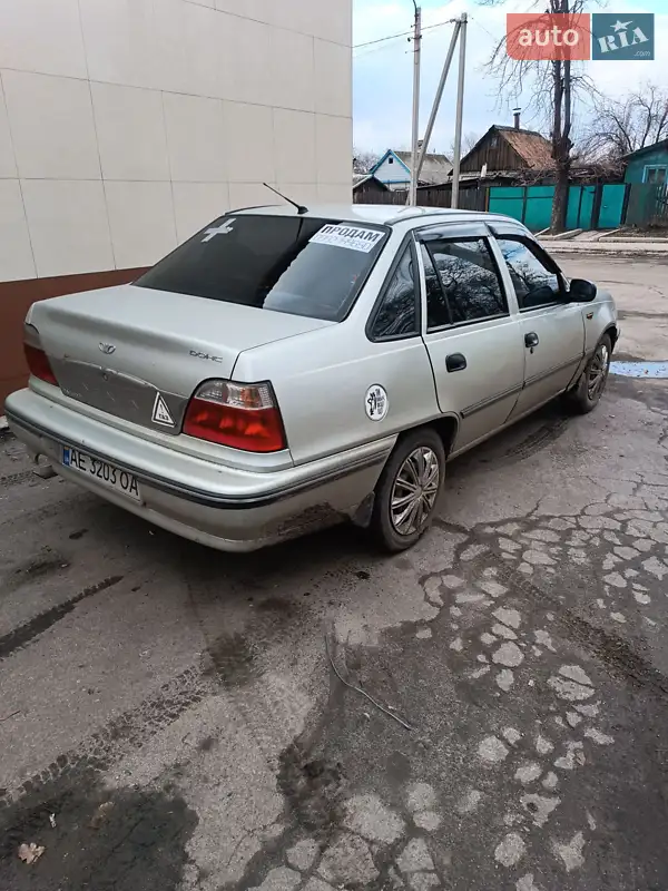 Седан Daewoo Nexia 2008 в 