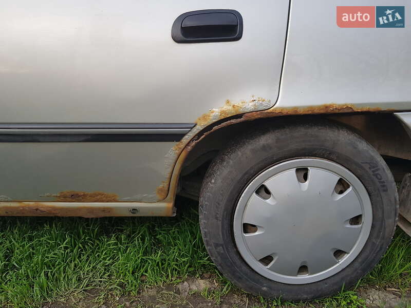 Седан Daewoo Nexia 2008 в Новомосковську