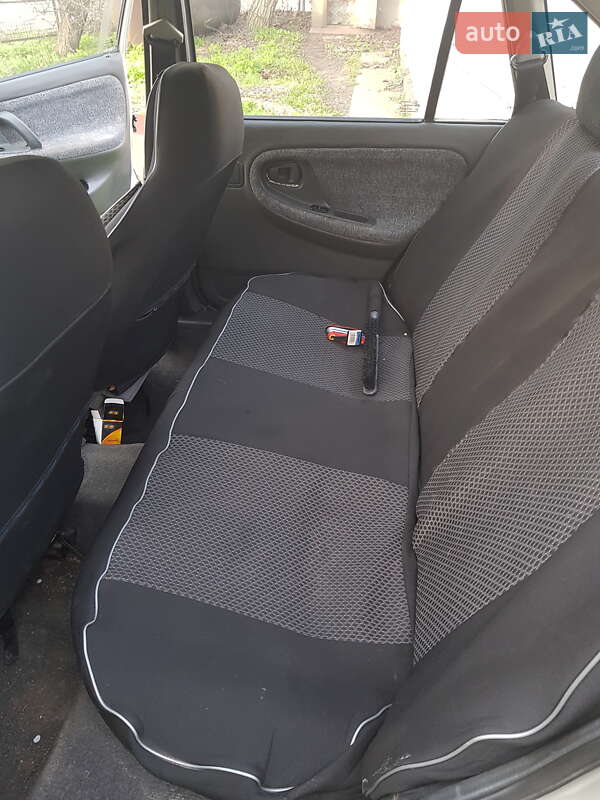 Седан Daewoo Nexia 2008 в Новомосковську