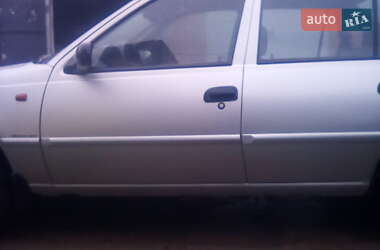 Седан Daewoo Nexia 2009 в 