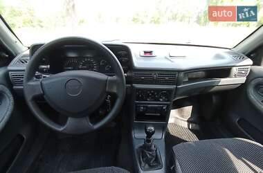 Седан Daewoo Nexia 2007 в 