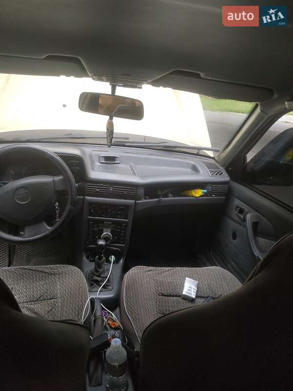 Седан Daewoo Nexia 2007 в Днепре