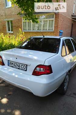 Седан Daewoo Nexia 2012 в Бердичеві