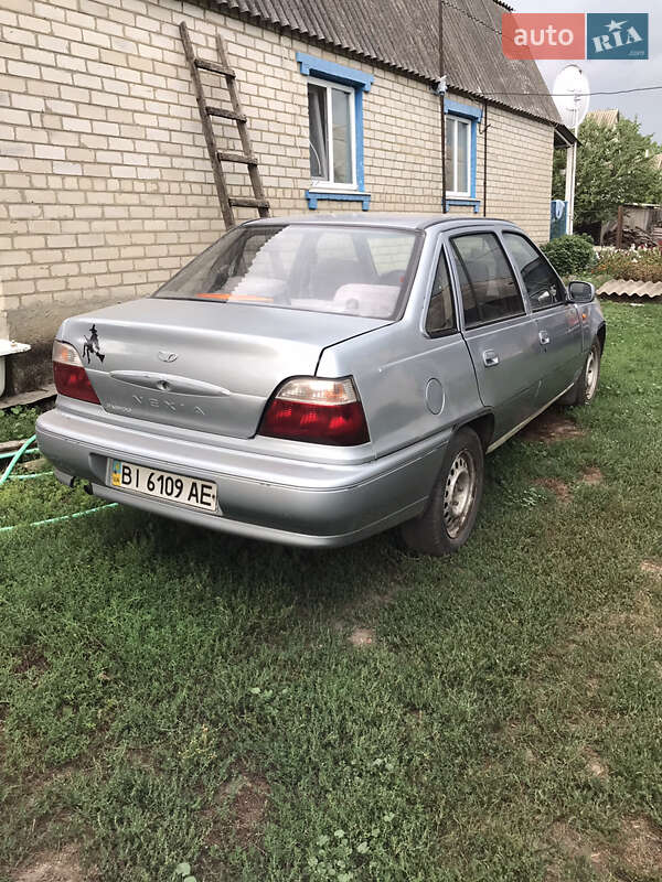 Седан Daewoo Nexia 1995 в Харькове