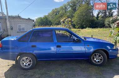 Седан Daewoo Nexia 2010 в 