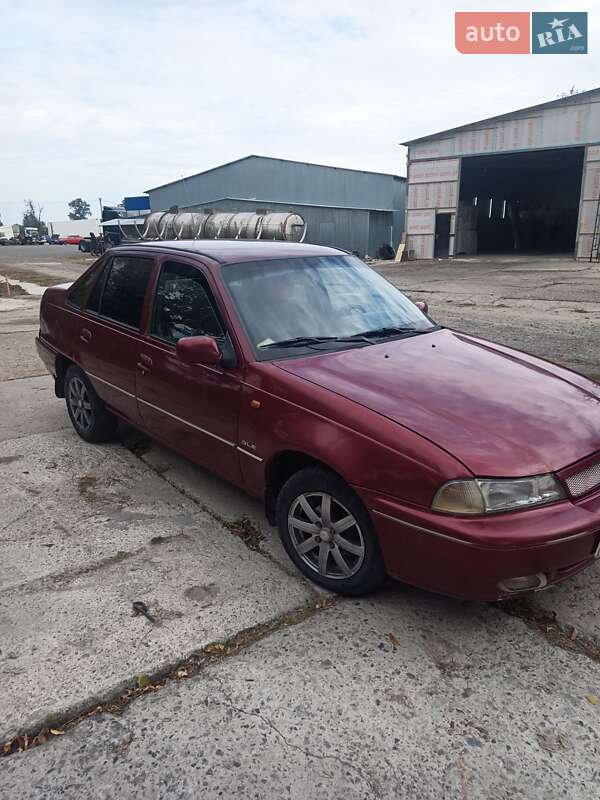 Седан Daewoo Nexia 1997 в Переяславе