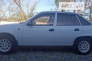 Седан Daewoo Nexia 1996 в Городенці