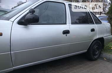 Седан Daewoo Nexia 2007 в 