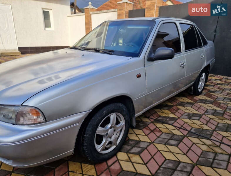 Седан Daewoo Nexia 2007 в Мукачево