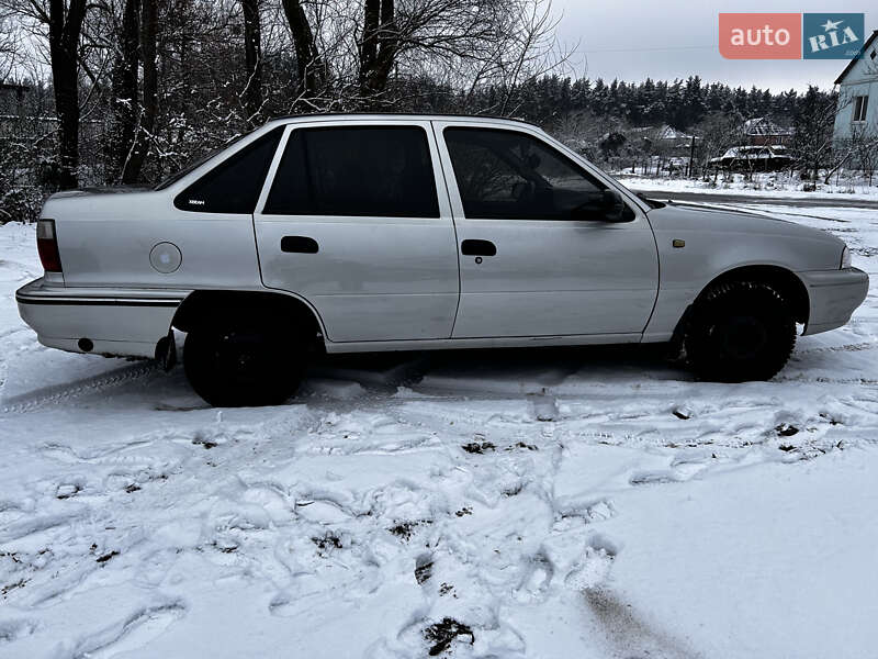 Седан Daewoo Nexia 2007 в Змиеве фото 5 Седан Daewoo Nexia 2007 в Змиеве