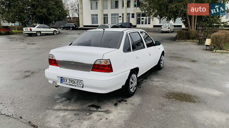 Седан Daewoo Nexia 2007 в Полонном