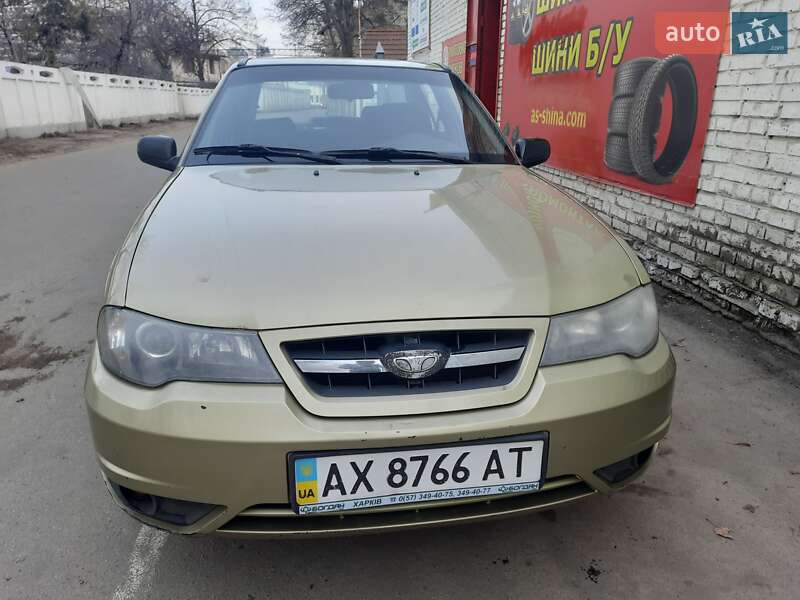 Седан Daewoo Nexia 2011 в Киеве фото 3 Седан Daewoo Nexia 2011 в Киеве