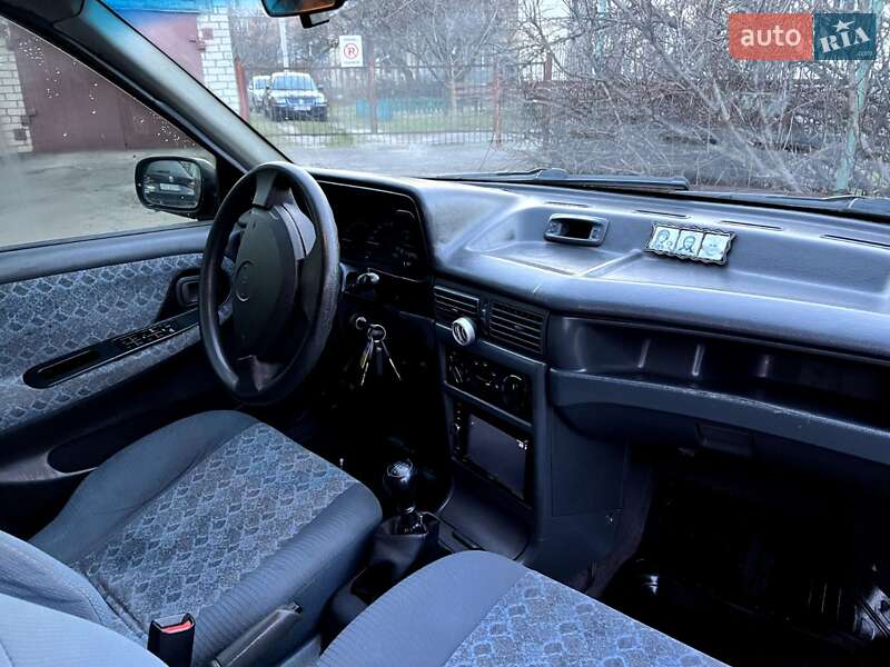 Седан Daewoo Nexia 2007 в Черкассах